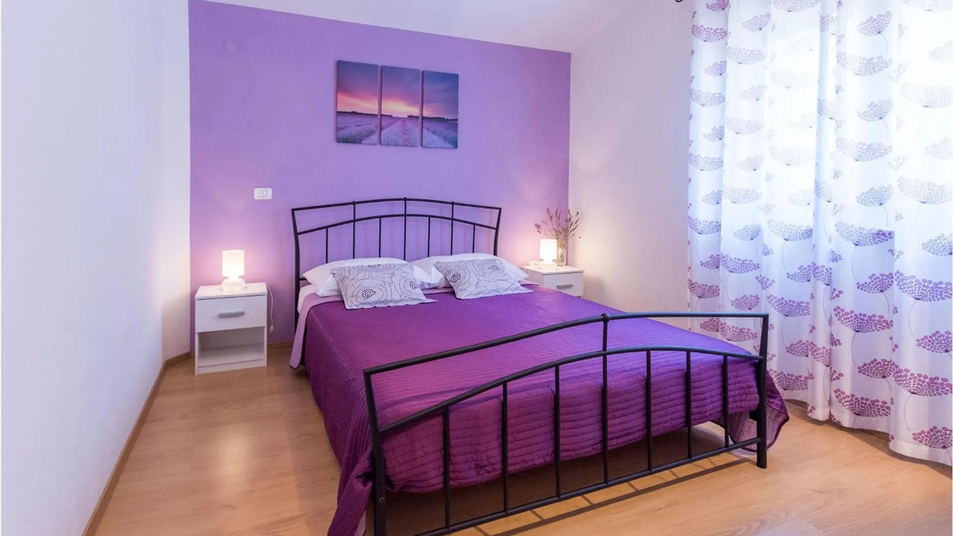 Awesome Home In Galizana