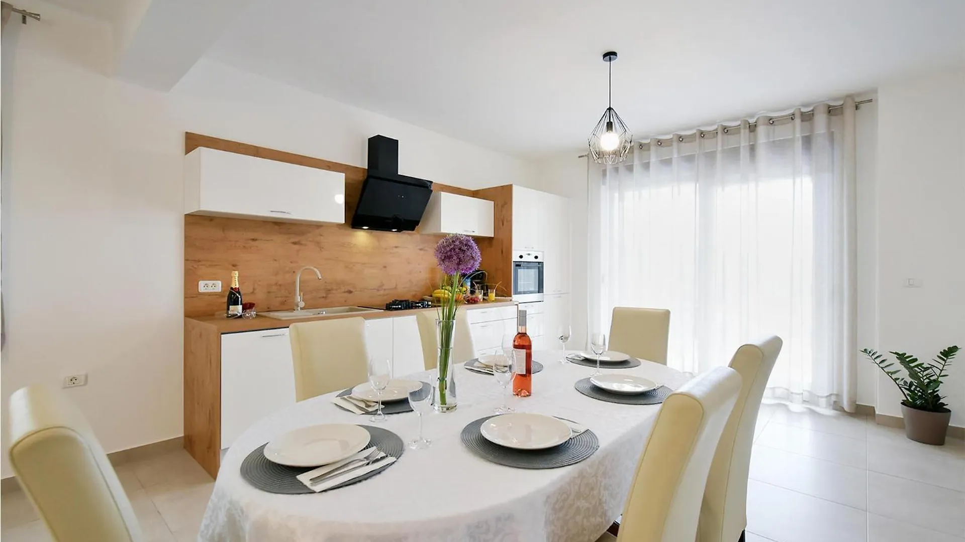 Awesome Home In Galizana Holiday home