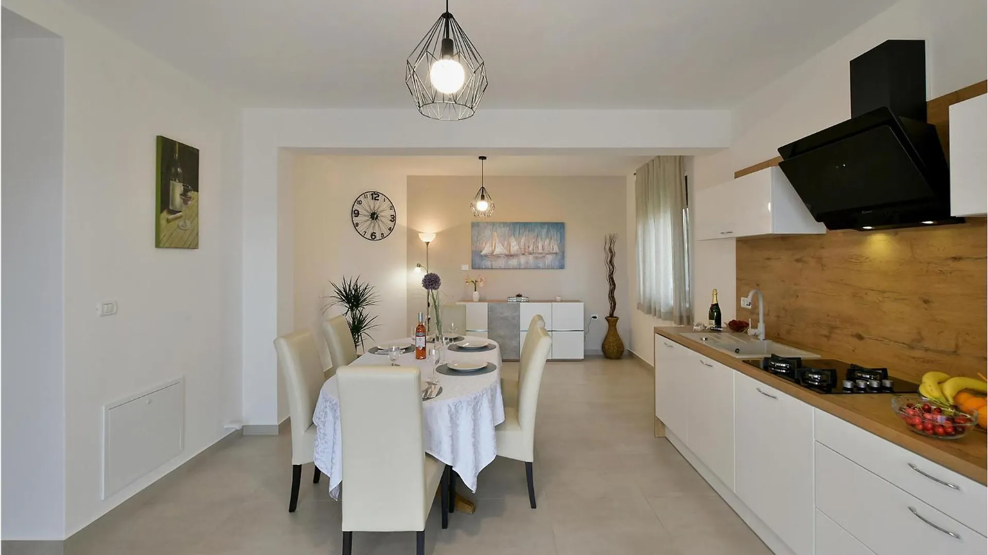 Awesome Home In Galizana Croatia